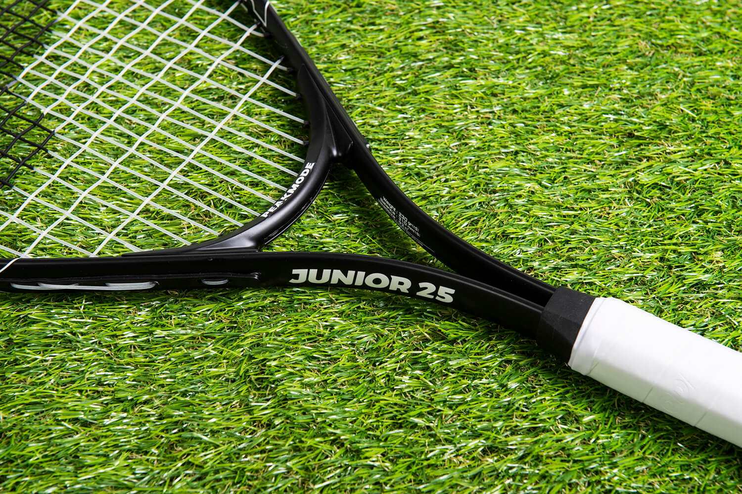 Close up of tennis racket